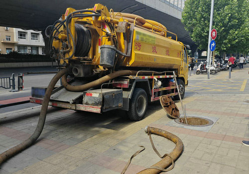 疏通北京市政排污管道時需要注意哪些安全事項？